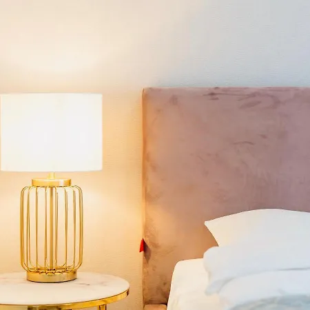 Apart111 - Garden * 科沃布热格